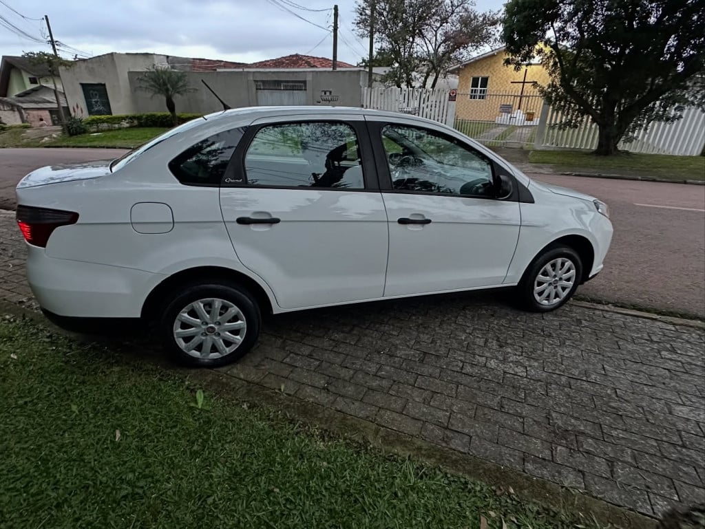 Imagem do veículo FIAT GRAND SIENA 1.0 EVO FLEX MANUAL