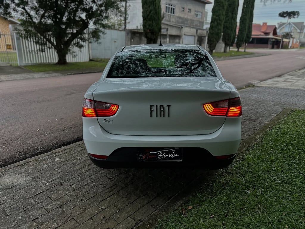 Imagem do veículo FIAT GRAND SIENA 1.0 EVO FLEX MANUAL