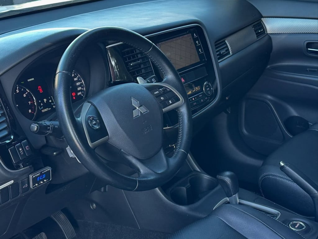 Imagem do veículo MITSUBISHI OUTLANDER 3.0 GT 4X4 V6 24V GASOLINA 4P AUTOMÁTICO
