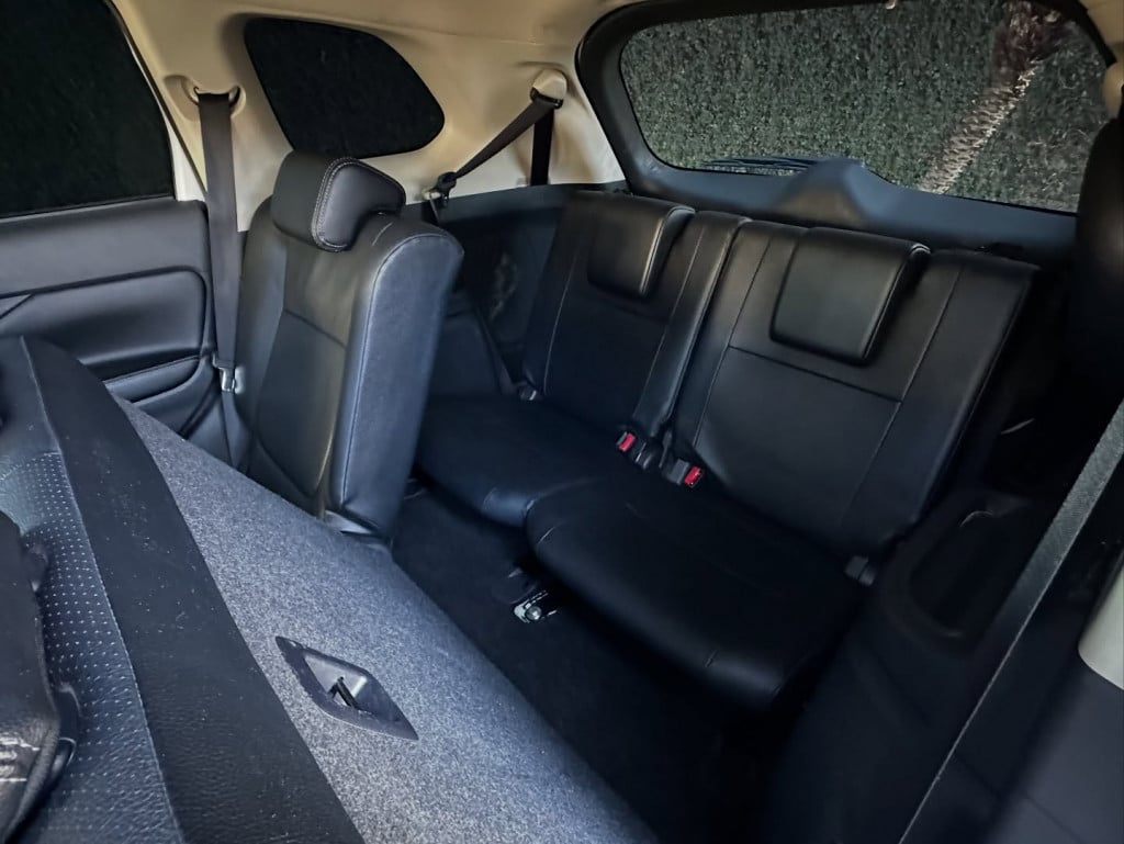 Imagem do veículo MITSUBISHI OUTLANDER 3.0 GT 4X4 V6 24V GASOLINA 4P AUTOMÁTICO