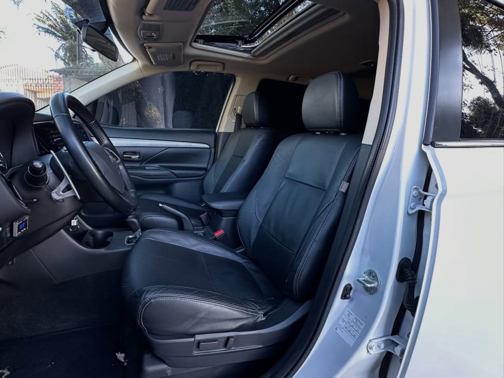 Imagem do veículo MITSUBISHI OUTLANDER 3.0 GT 4X4 V6 24V GASOLINA 4P AUTOMÁTICO