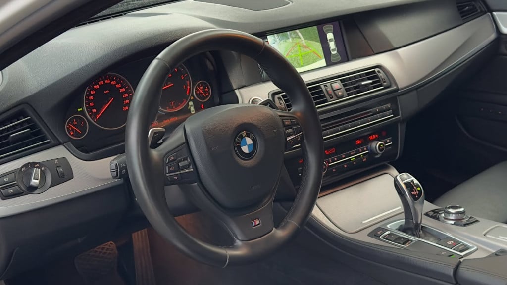 Imagem do veículo BMW 528i 2.8 SEDAN 24V GASOLINA 4P AUTOMÁTICO