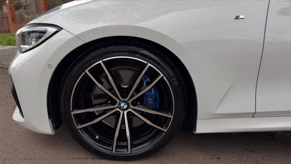 Imagem do veículo BMW 330i 2.0 16V TURBO GASOLINA SPORT AUTOMÁTICO