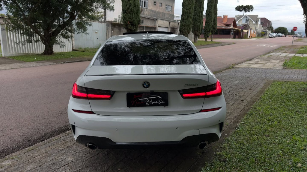 Imagem do veículo BMW 330i 2.0 16V TURBO GASOLINA SPORT AUTOMÁTICO