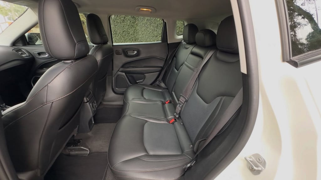 Imagem do veículo JEEP COMPASS 2.0 16V FLEX LONGITUDE AUTOMÁTICO