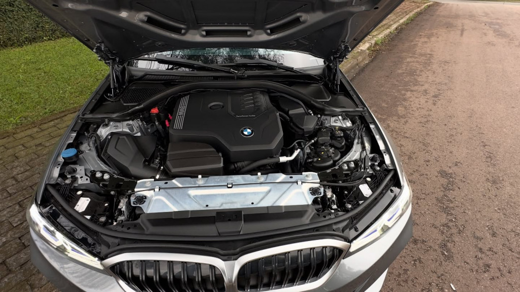 Imagem do veículo BMW 320i 2.0 16V TURBO FLEX SPORT GP AUTOMÁTICO