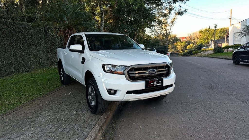 Imagem do veículo FORD RANGER 2.2 XLS 4X2 CD 16V DIESEL 4P AUTOMÁTICO