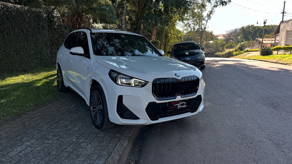 Imagem do veículo BMW X1 2.0 16V TURBO GASOLINA SDRIVE20I SPORT 4P AUTOMÁTICO