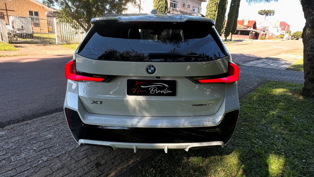 Imagem do veículo BMW X1 2.0 16V TURBO GASOLINA SDRIVE20I SPORT 4P AUTOMÁTICO