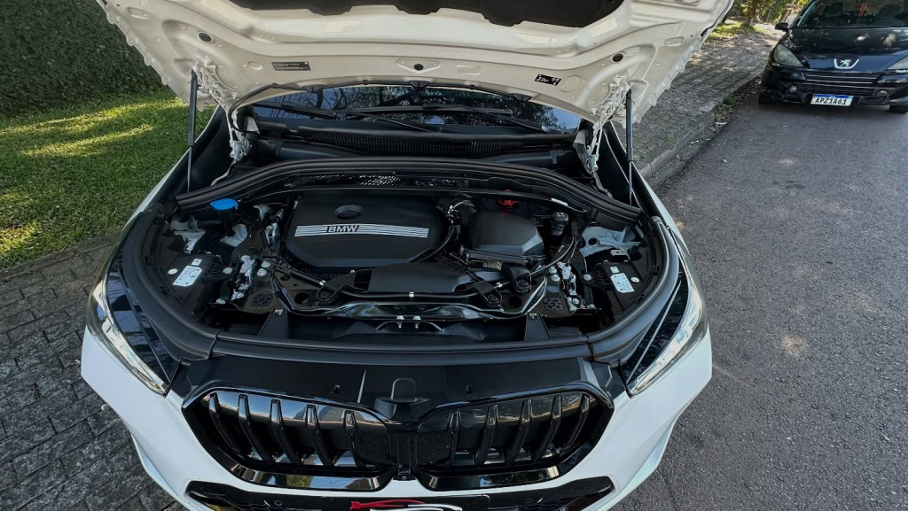 Imagem do veículo BMW X1 2.0 16V TURBO GASOLINA SDRIVE20I SPORT 4P AUTOMÁTICO