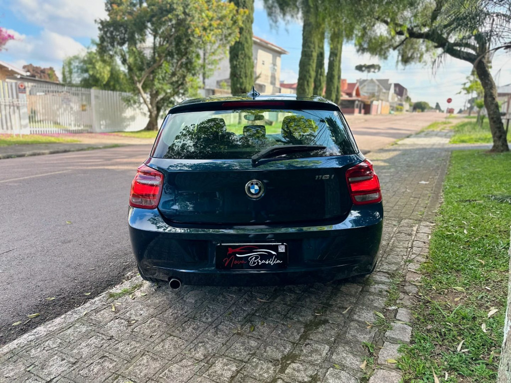 Imagem do veículo BMW 118i 1.6 16V TURBO GASOLINA 4P AUTOMÁTICO