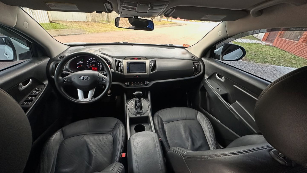 Imagem do veículo KIA SPORTAGE 2.0 LX 4X2 16V FLEX 4P AUTOMÁTICO