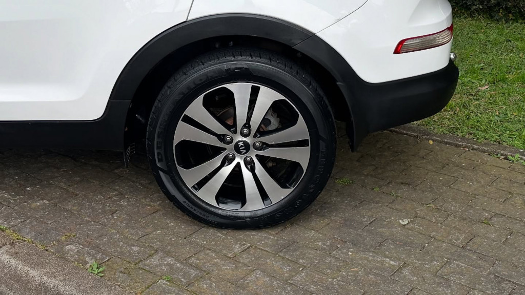 Imagem do veículo KIA SPORTAGE 2.0 LX 4X2 16V FLEX 4P AUTOMÁTICO