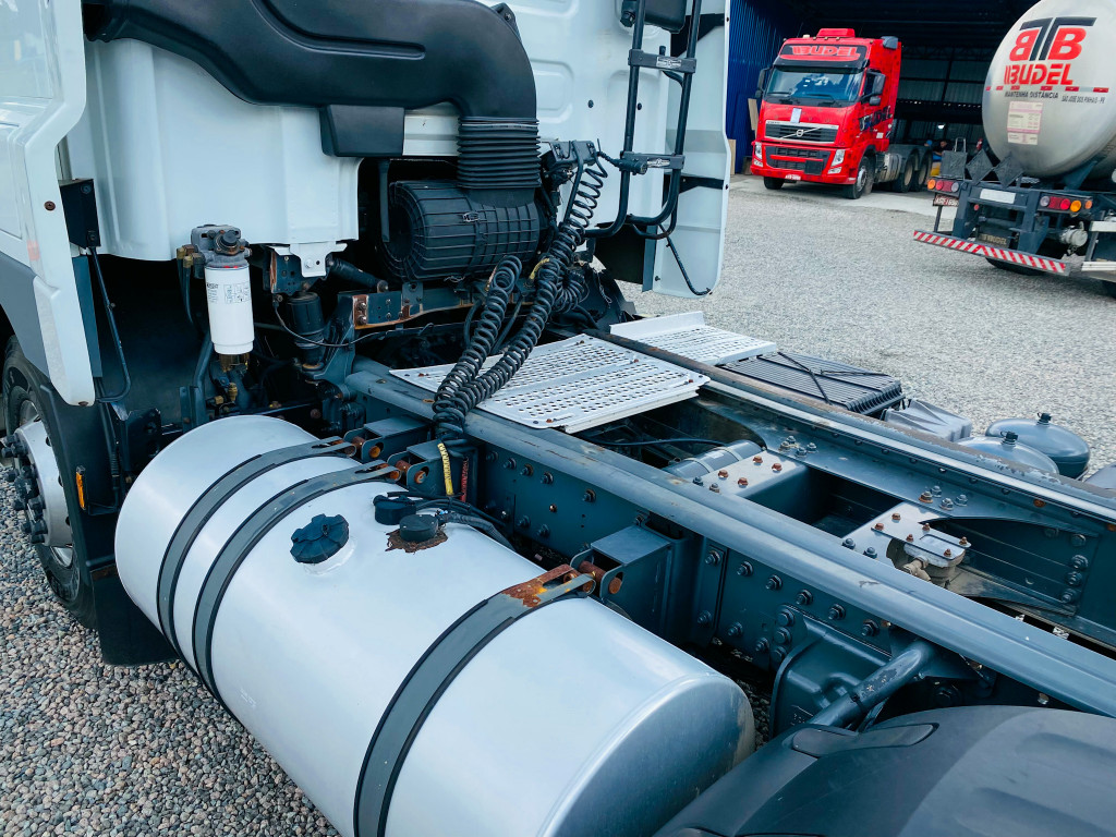 Imagem do veículo DAF CF 85-410 6x2 2018 | Cabine Leito Teto Alto | Automático