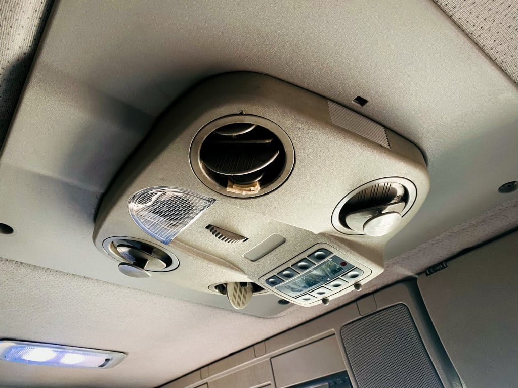 Imagem do veículo VOLVO FH 460 6x4 2015 Special Edition | Cabine Leito | Automática