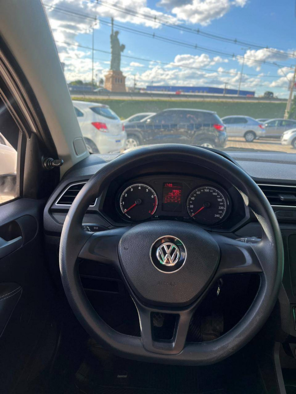 Imagem do veículo Volkswagen Novo Voyage Tl Mbv 2018