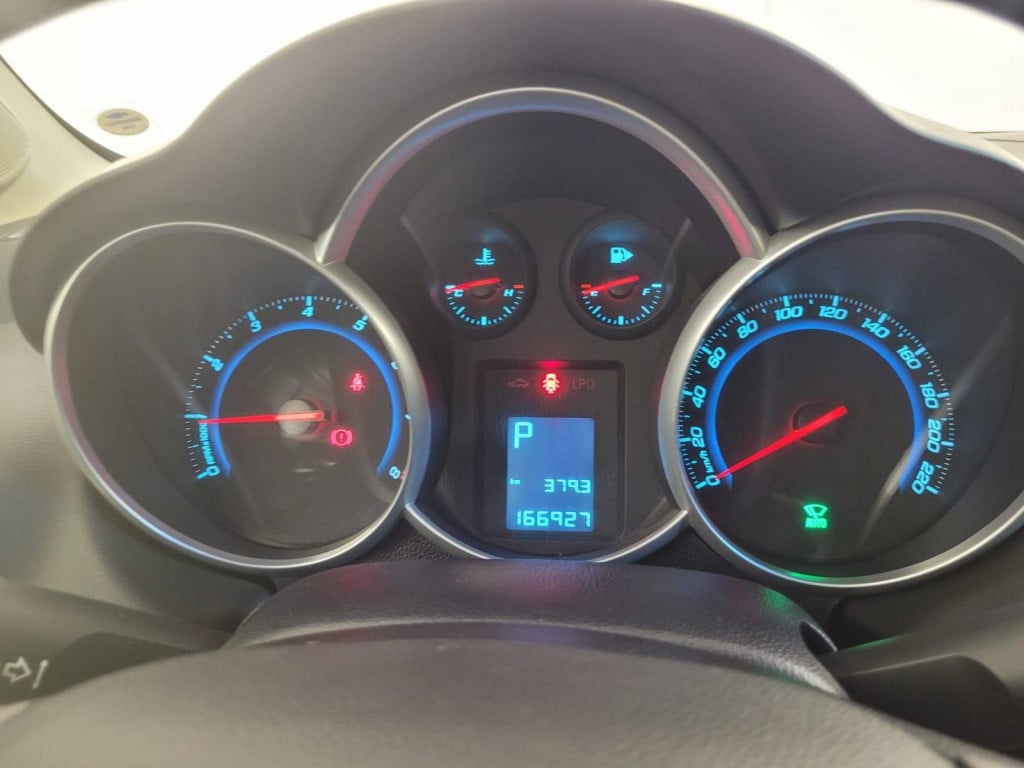 Imagem do veículo Cruze Lt Nb 2015