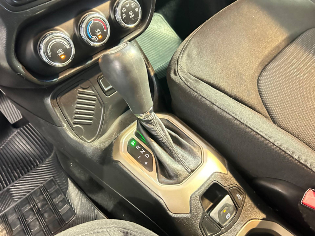 Imagem do veículo Renegade Sport At 2016