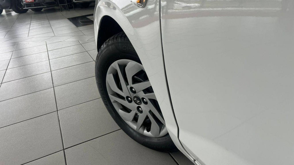 Imagem do veículo Hyundai Sense 2024
