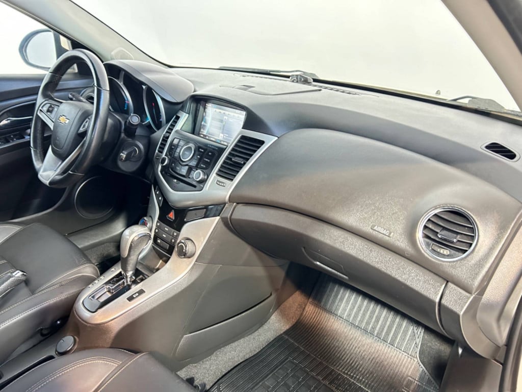 Imagem do veículo Cruze Lt Nb 2015