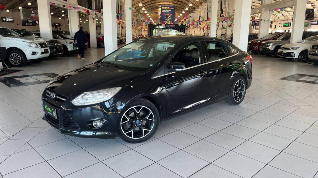 Focus Titaniun At 2.0 Sedan 2015 Focus Titaniun At 2.0 Sedan 2015