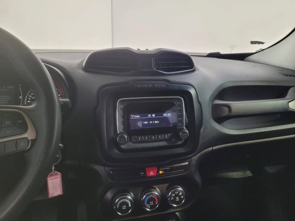 Imagem do veículo Renegade Sport At 2016
