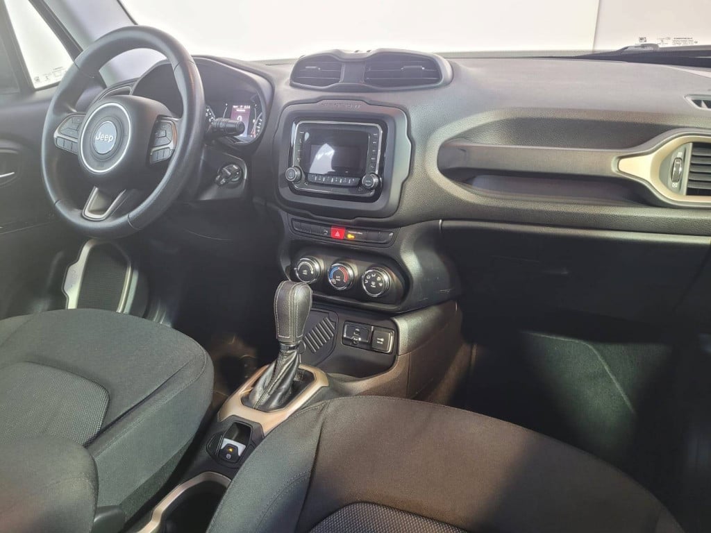Imagem do veículo Renegade Sport At 2016