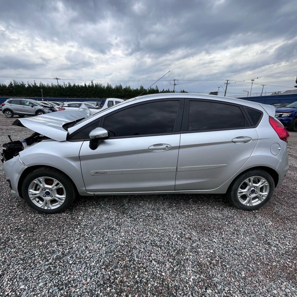 Imagem do veículo FORD FIESTA 1.6 SEL HATCH 16V FLEX 4P POWERSHIFT