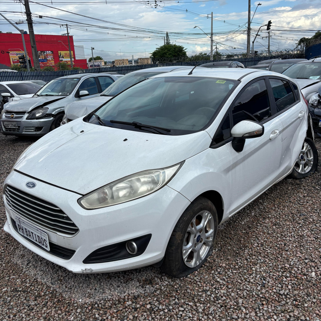 Imagem do veículo FORD FIESTA 1.5 SE HATCH 16V FLEX 4P MANUAL