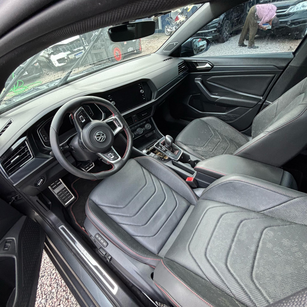 Imagem do veículo VOLKSWAGEN JETTA 2.0 350 TSI GASOLINA GLI DSG