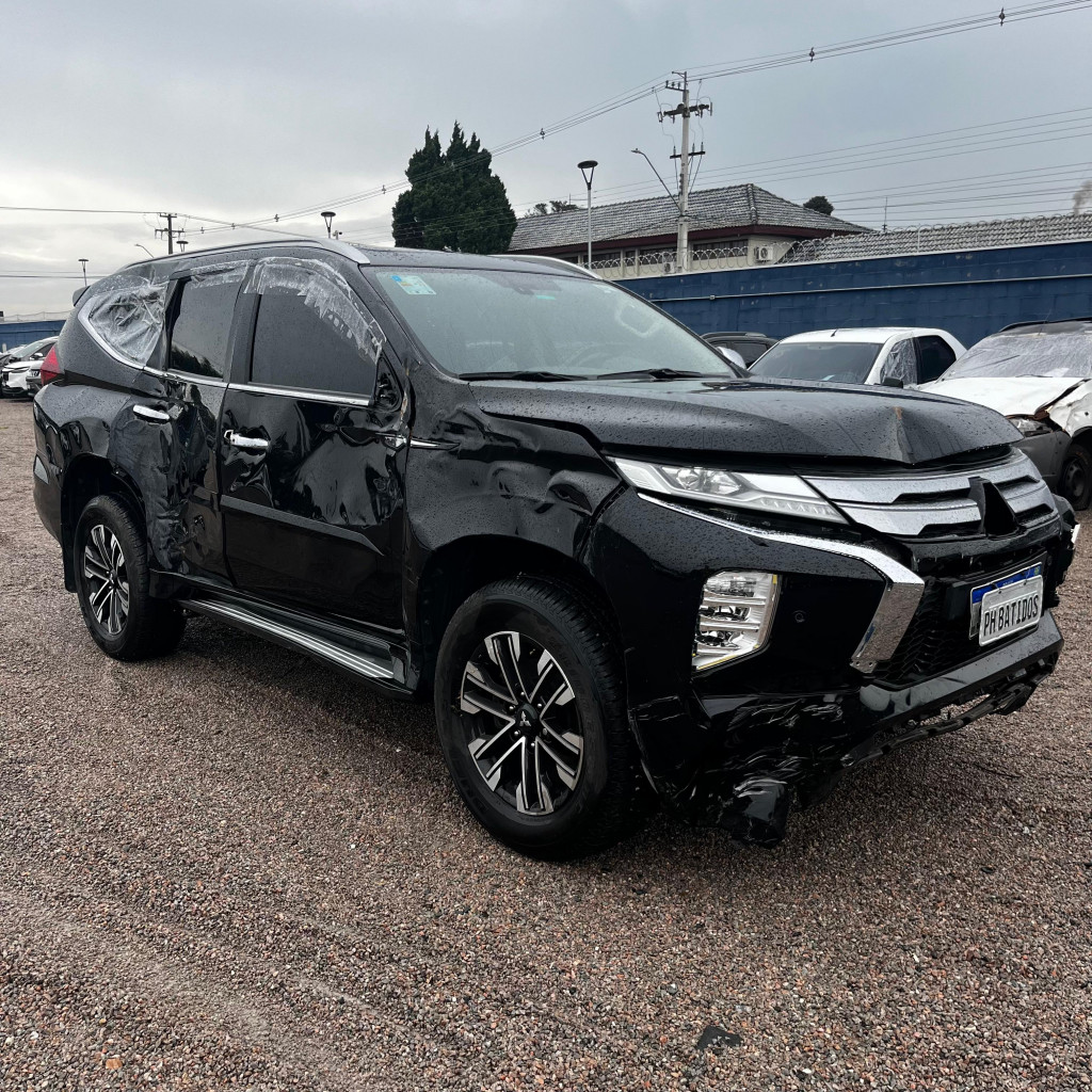 MITSUBISHI PAJERO SPORT 2.4 16V MIVEC TURBO DIESEL HPE-S AWD AUTOMÁTICO