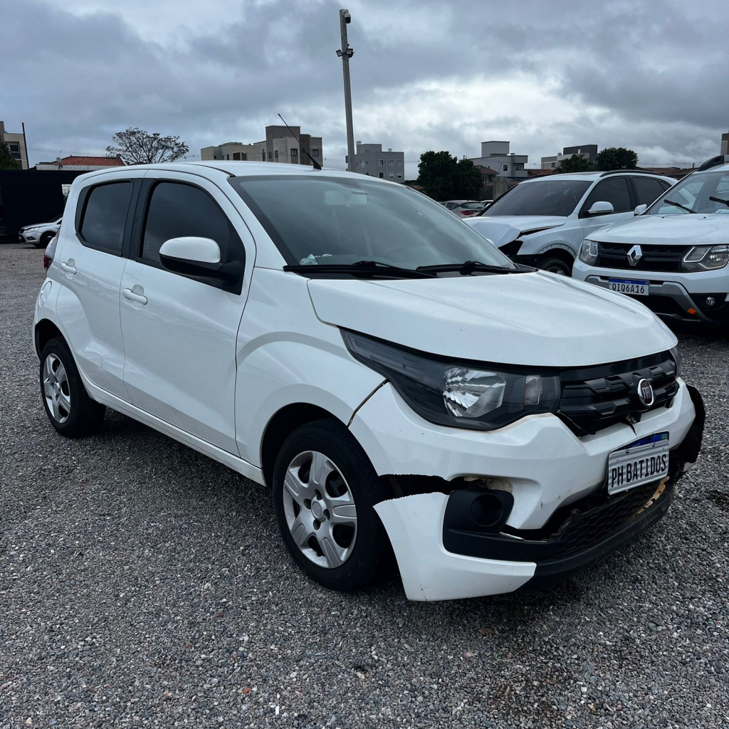 FIAT MOBI 1.0 8V EVO FLEX LIKE. MANUAL