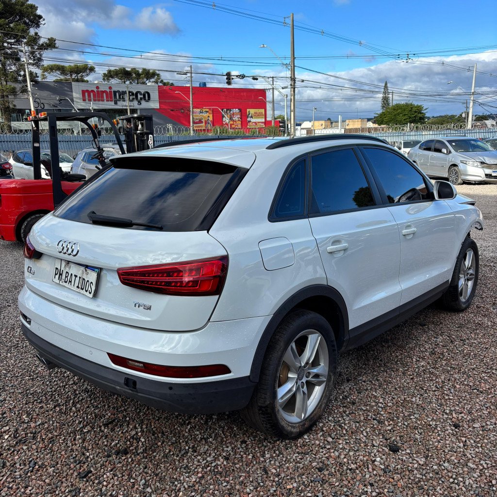 Imagem do veículo AUDI Q3 1.4 TFSI FLEX PRESTIGE S TRONIC