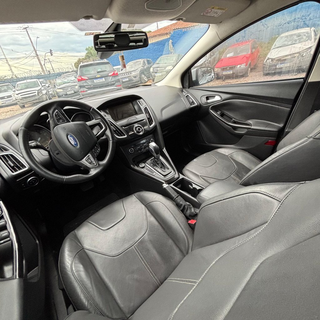 Imagem do veículo FORD FOCUS 2.0 TITANIUM PLUS 16V FLEX 4P POWERSHIFT
