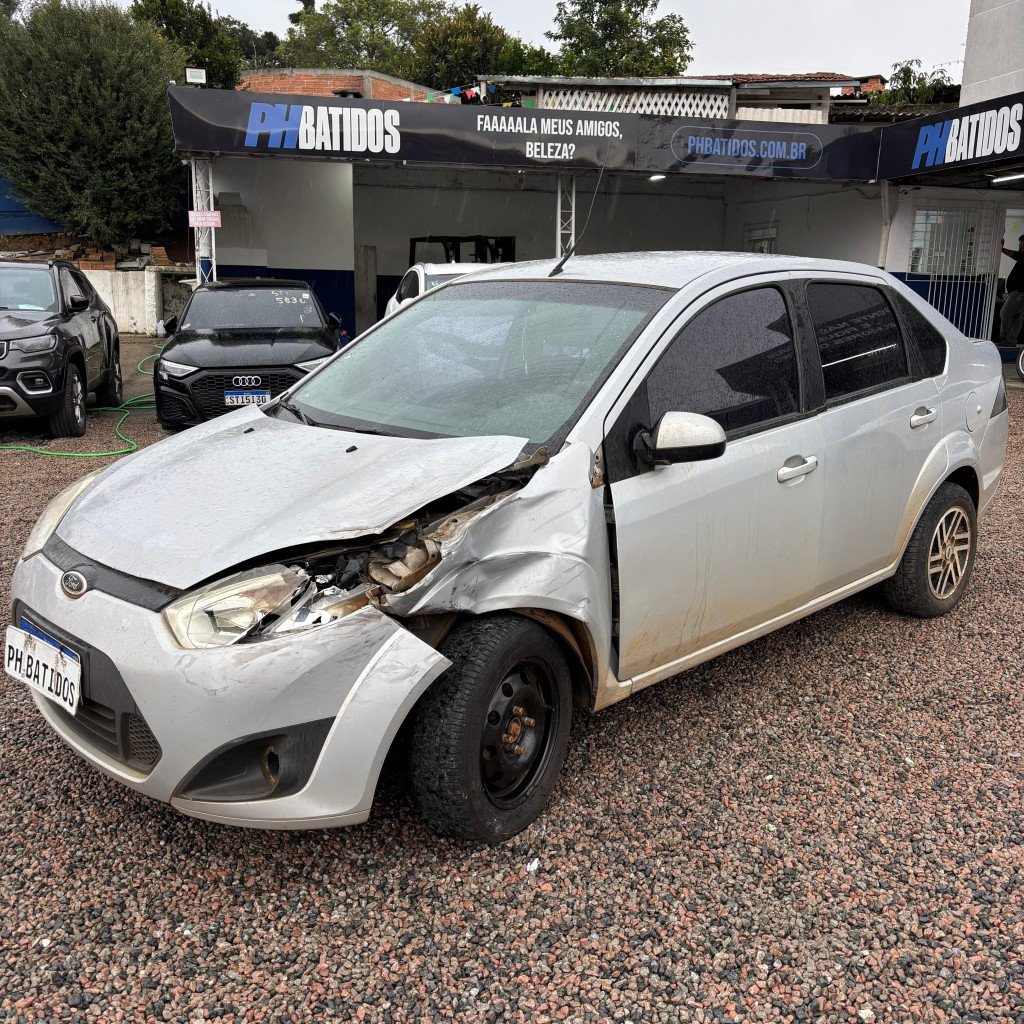 FORD FIESTA 1.6 MPI SEDAN 8V FLEX 4P MANUAL