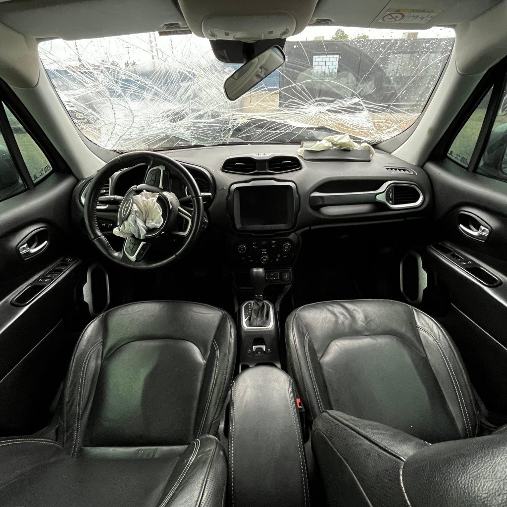 Imagem do veículo JEEP RENEGADE 1.8 16V FLEX LONGITUDE 4P AUTOMÁTICO