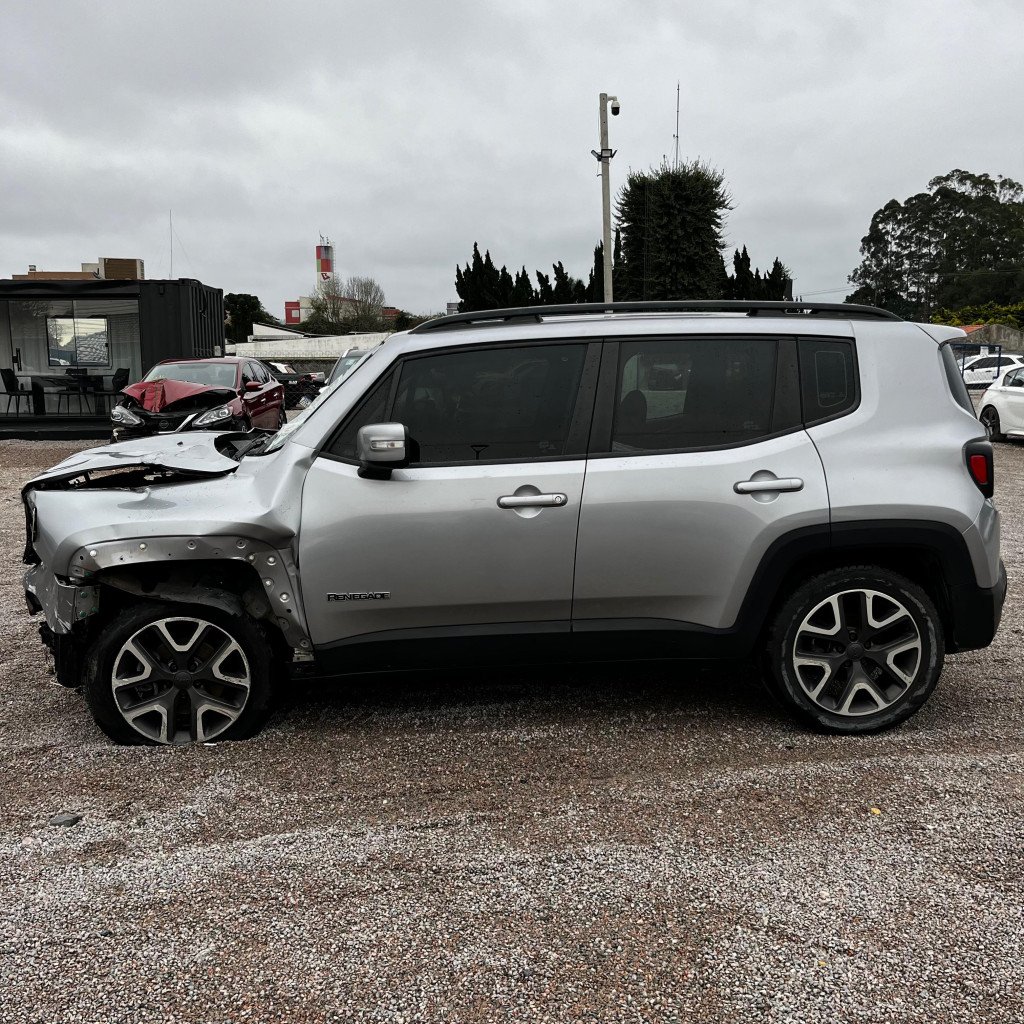 Imagem do veículo JEEP RENEGADE 1.8 16V FLEX LONGITUDE 4P AUTOMÁTICO