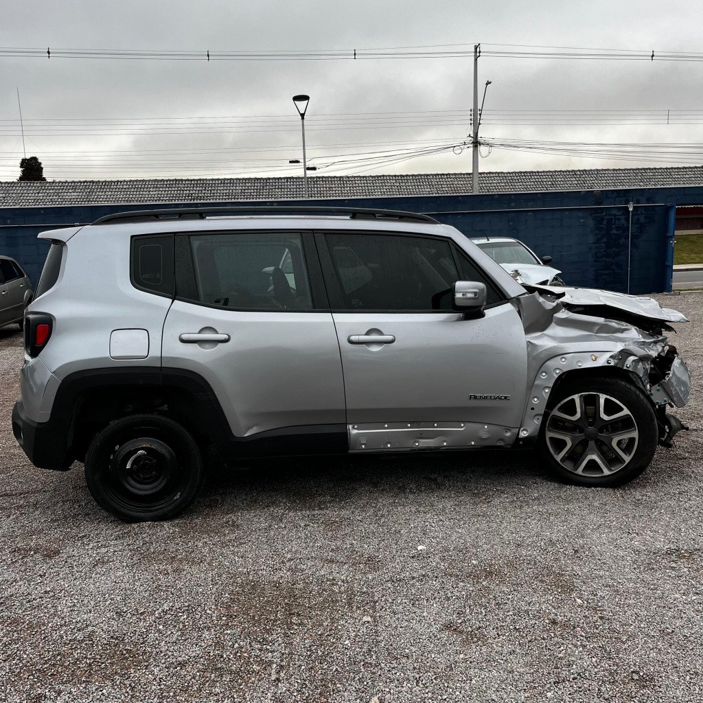 Imagem do veículo JEEP RENEGADE 1.8 16V FLEX LONGITUDE 4P AUTOMÁTICO