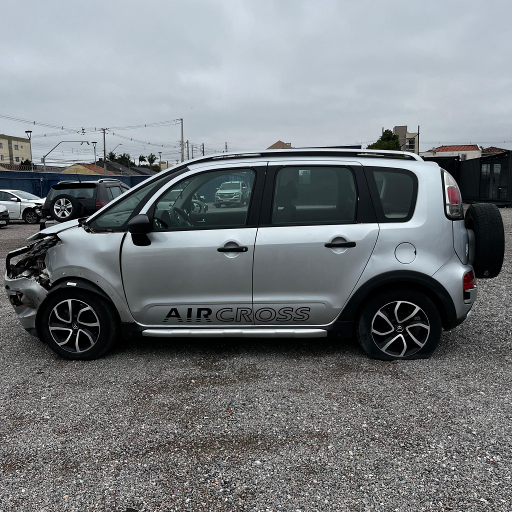 Imagem do veículo CITROËN C3 AIRCROSS GLX 1.6 16V FLEX MANUAL