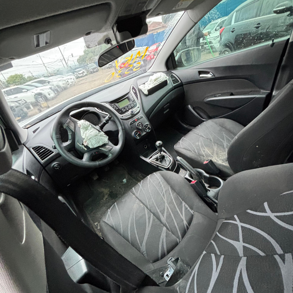 Imagem do veículo HYUNDAI HB20S 1.0 COMFORT STYLE 12V FLEX 4P MANUAL