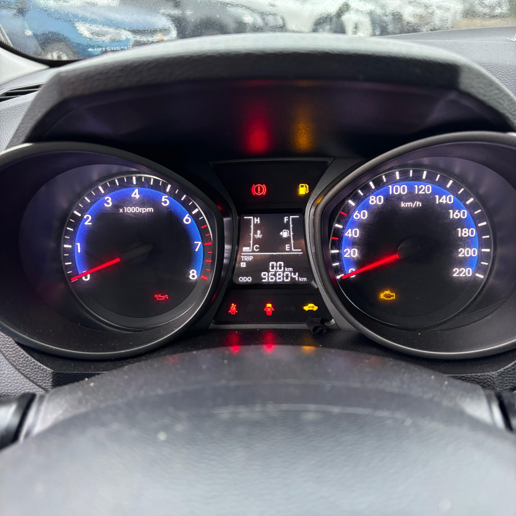 Imagem do veículo HYUNDAI HB20S 1.0 COMFORT STYLE 12V FLEX 4P MANUAL