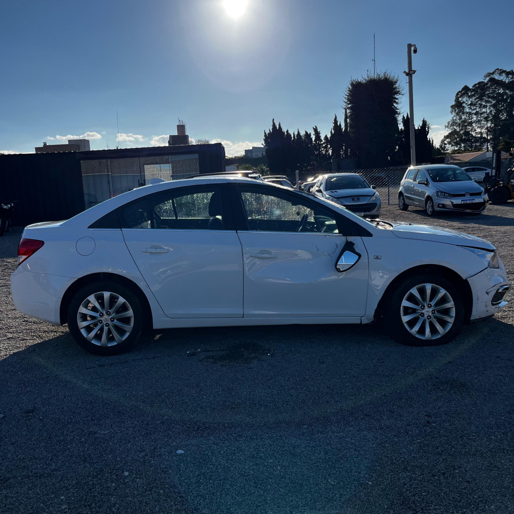 Imagem do veículo CHEVROLET CRUZE 1.8 LT 16V FLEX 4P AUTOMÁTICO