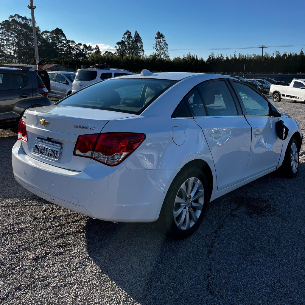 Imagem do veículo CHEVROLET CRUZE 1.8 LT 16V FLEX 4P AUTOMÁTICO