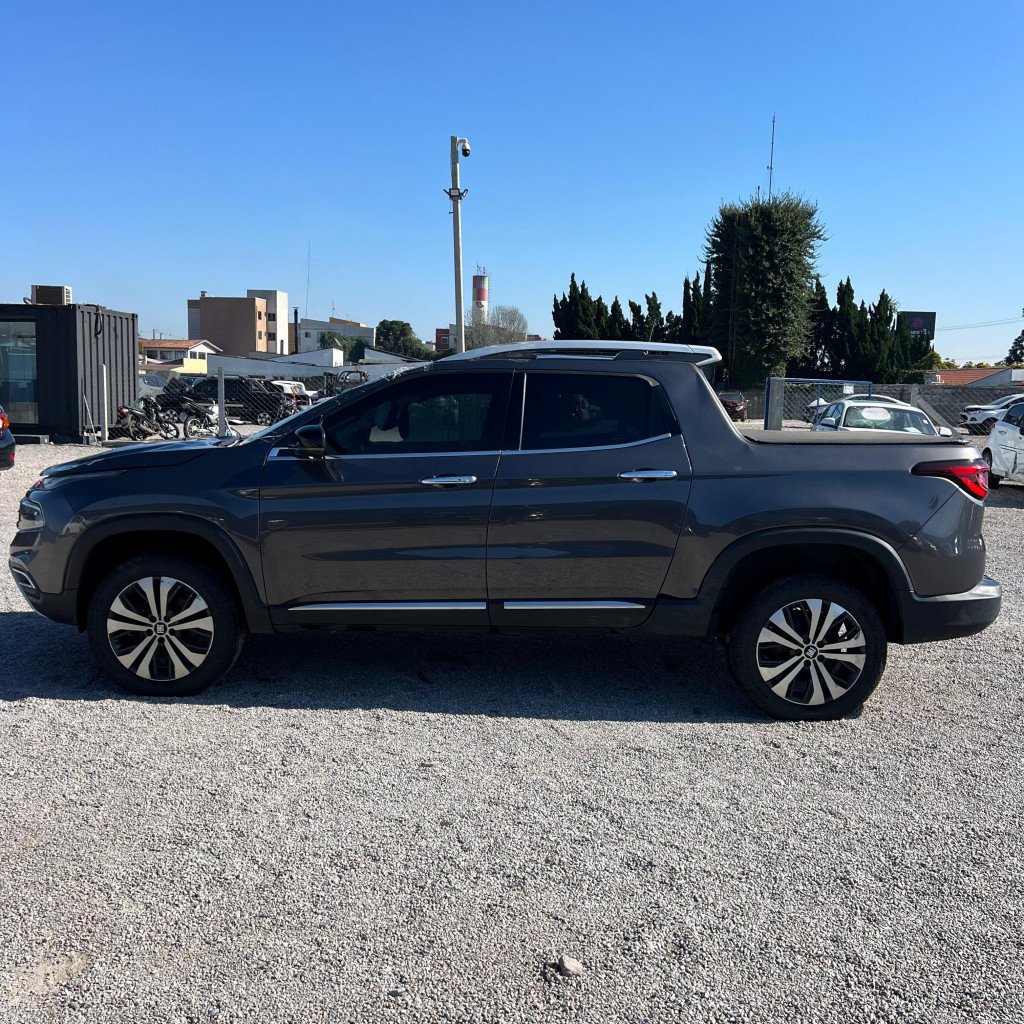 Imagem do veículo FIAT TORO 2.0 16V TURBO DIESEL VOLCANO 4WD AT9
