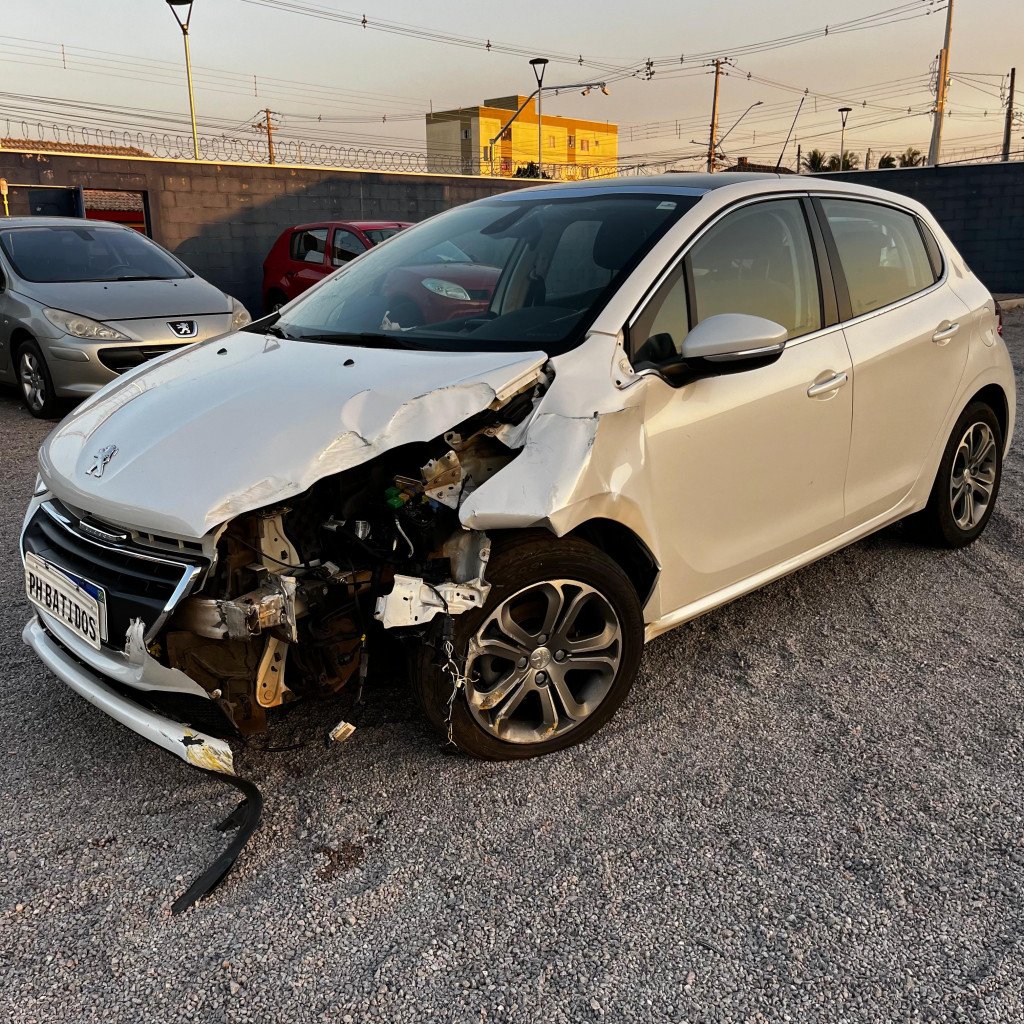 Imagem do veículo PEUGEOT 208 1.6 GRIFFE 16V FLEX 4P AUTOMÁTICO