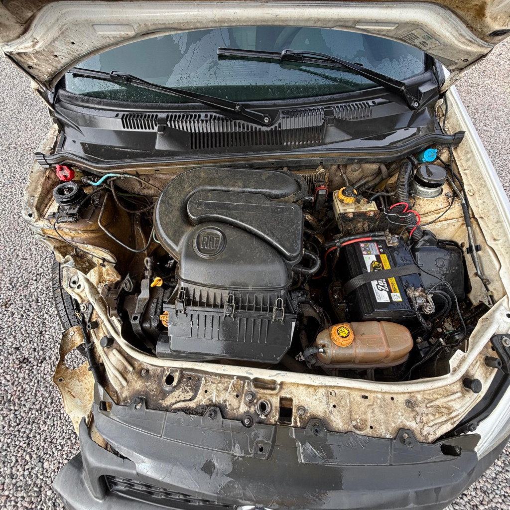 Imagem do veículo FIAT STRADA 1.4 MPI HARD WORKING CE 8V FLEX 2P MANUAL