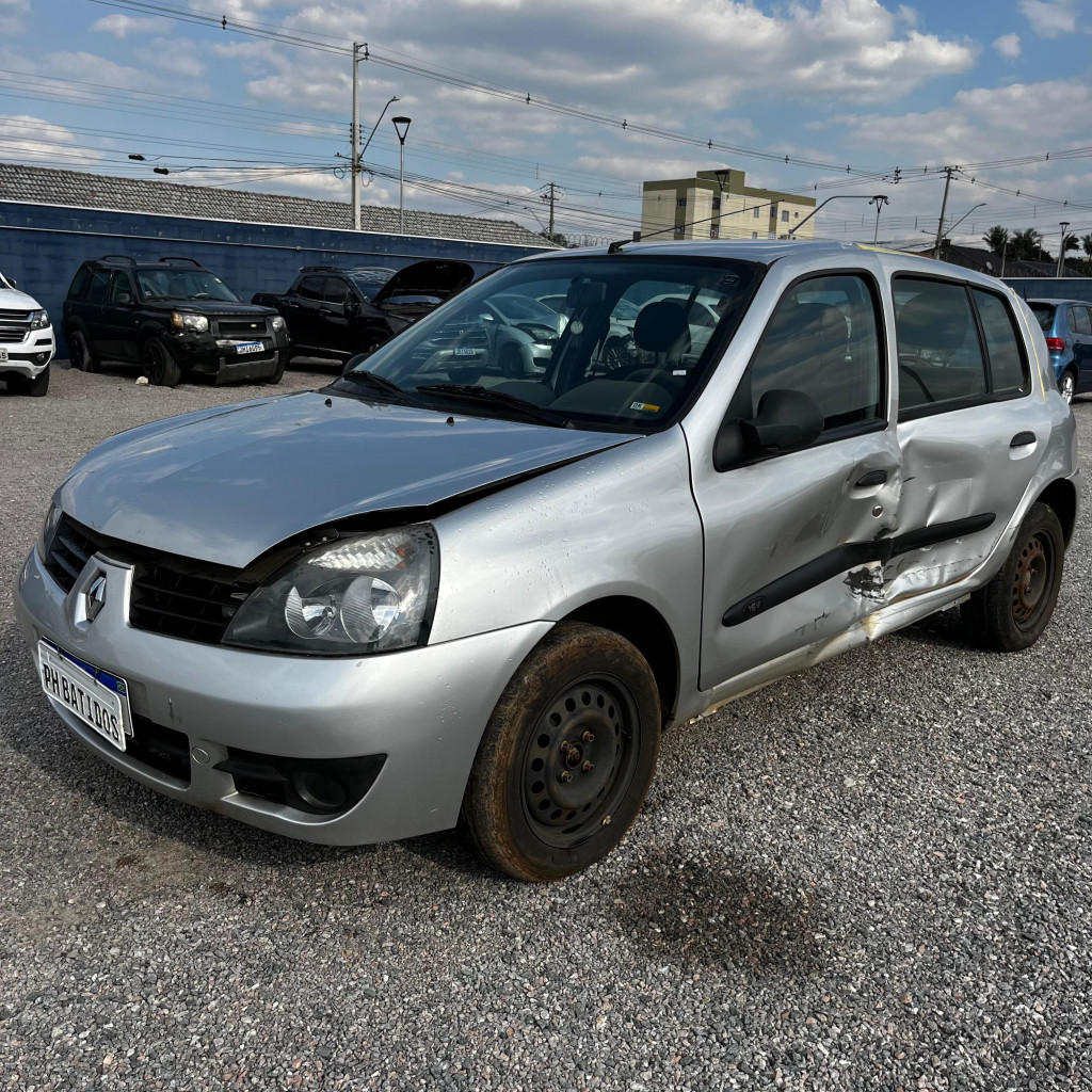 Imagem do veículo RENAULT CLIO 1.0 CAMPUS 16V FLEX 4P MANUAL