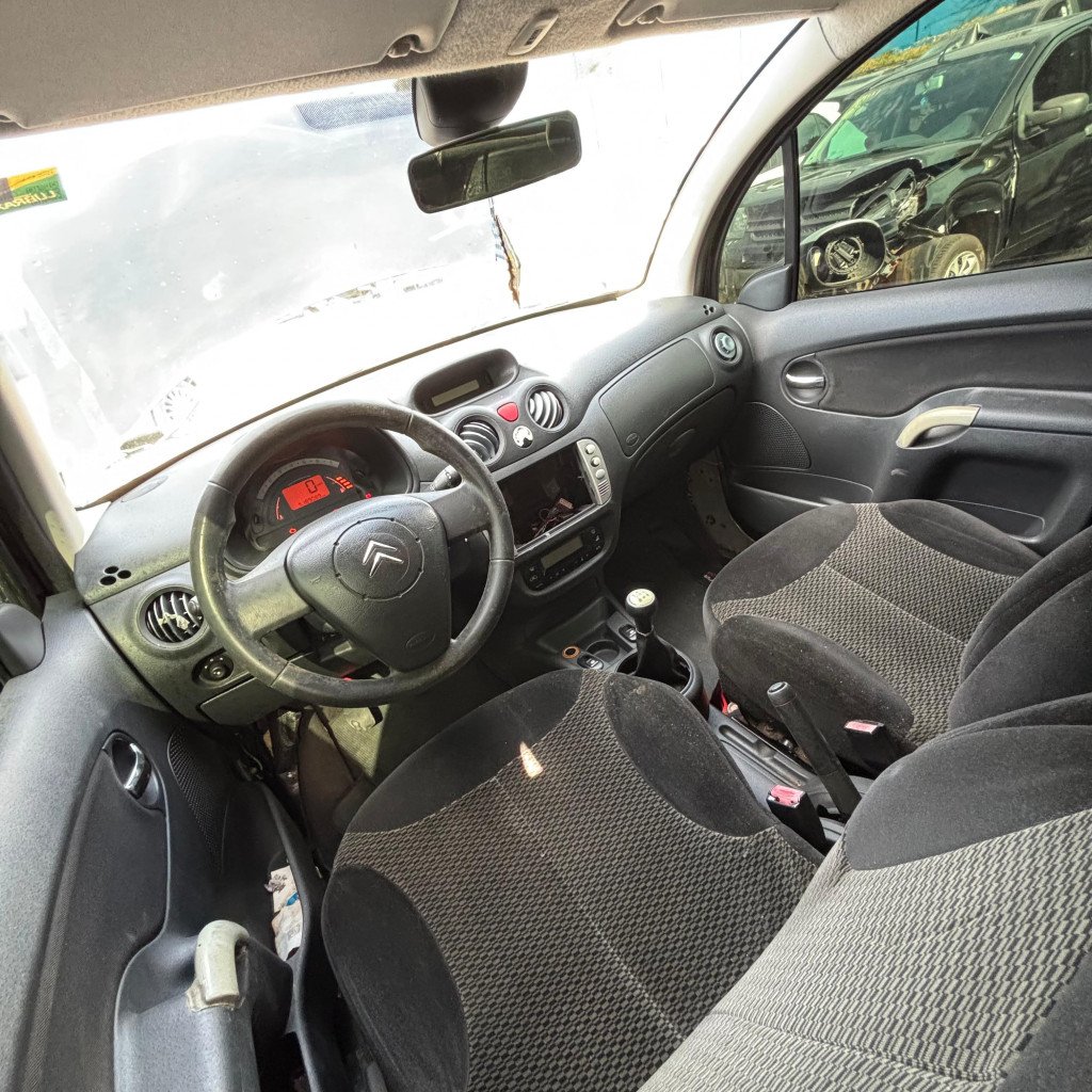 Imagem do veículo CITROËN C3 1.4 I EXCLUSIVE 8V FLEX 4P MANUAL
