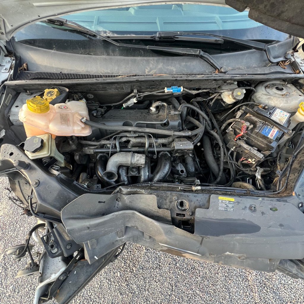 Imagem do veículo FORD FIESTA 1.6 MPI CLASS HATCH 8V FLEX 4P MANUAL