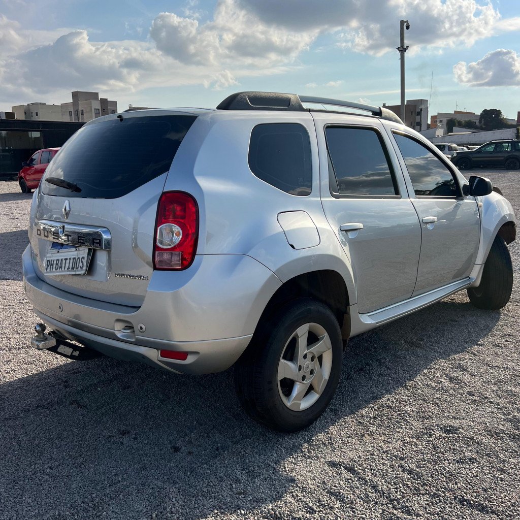 Imagem do veículo RENAULT DUSTER 2.0 DYNAMIQUE 4X2 16V FLEX 4P AUTOMÁTICO
